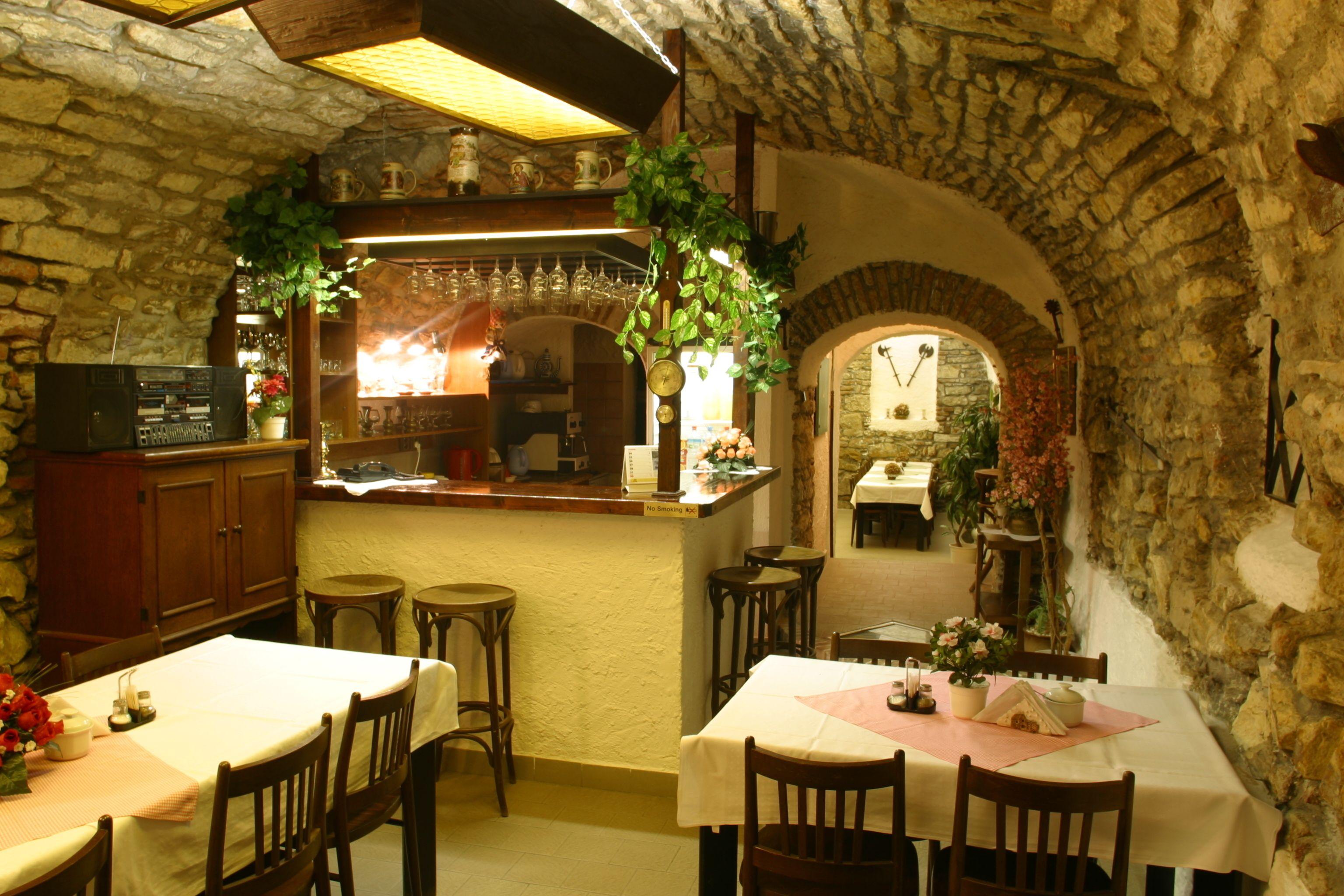 Betlem Club Hotel, Prague